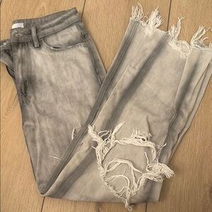 Stylish Gray Distressed Women's Jeans
